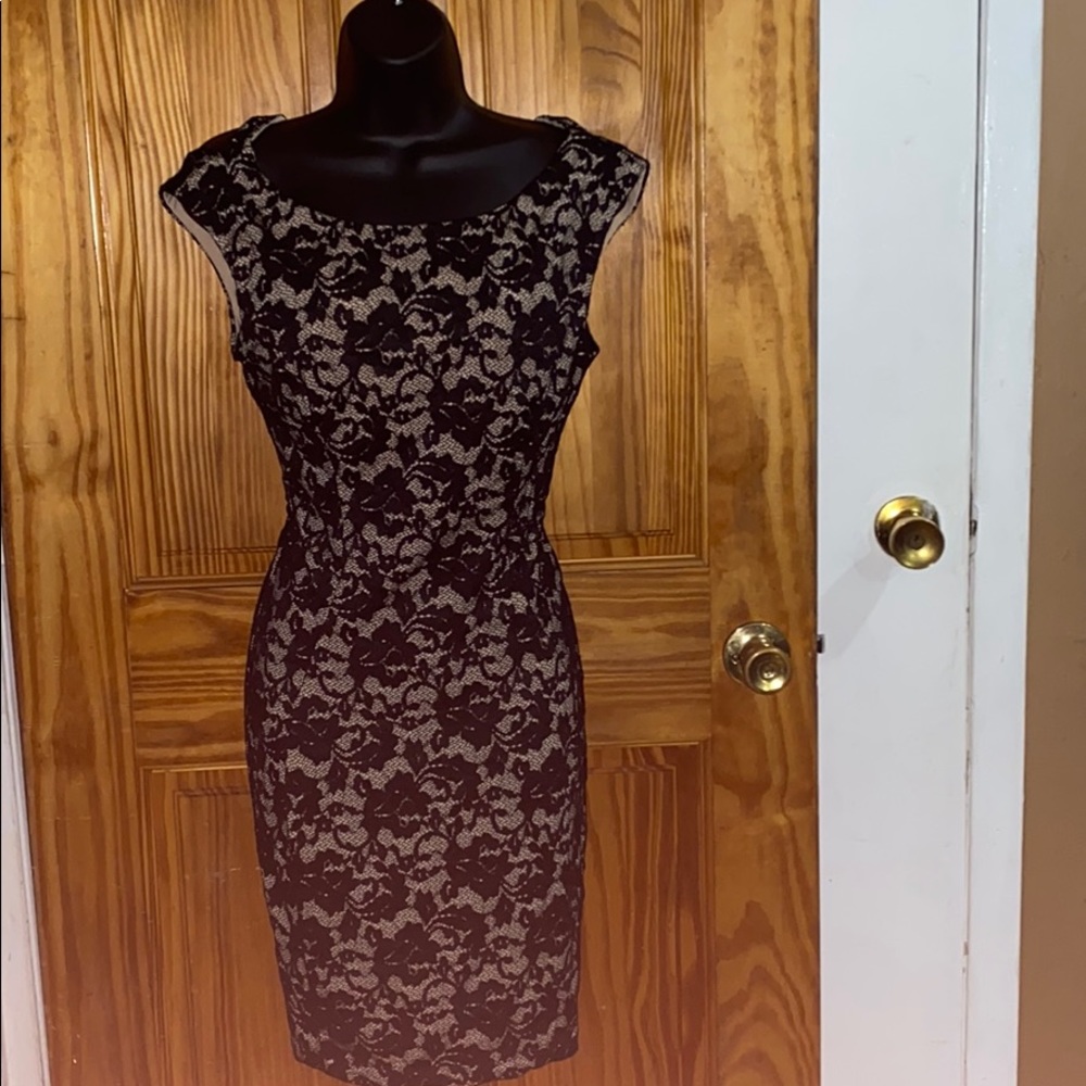 Allen Schwartz dress size Medium